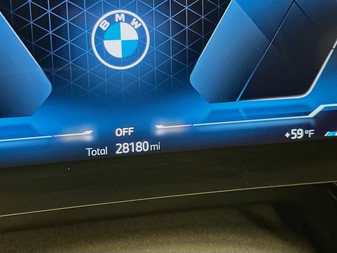 Used 2025 BMW X1 xDrive28i image 19