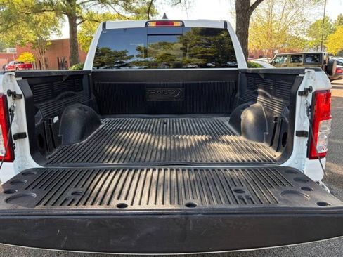 Used 2019 RAM 1500 Big Horn AWD/4WD image 9