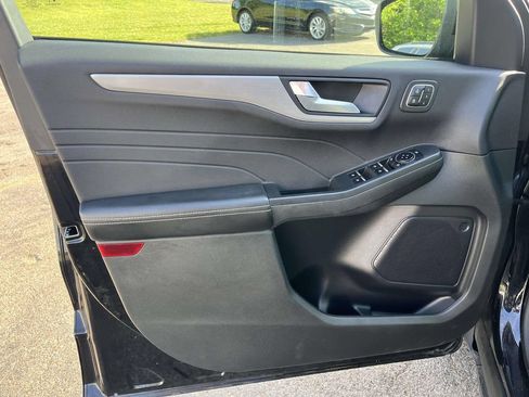 Used 2023 Ford Escape Platinum FWD image 14
