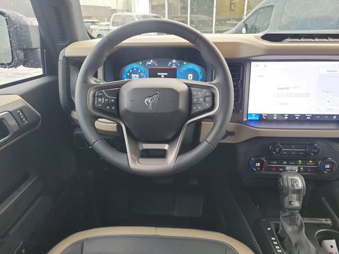 New 2026 Ford Bronco Big Bend w/ Black Diamond Package AWD/4WD image 12