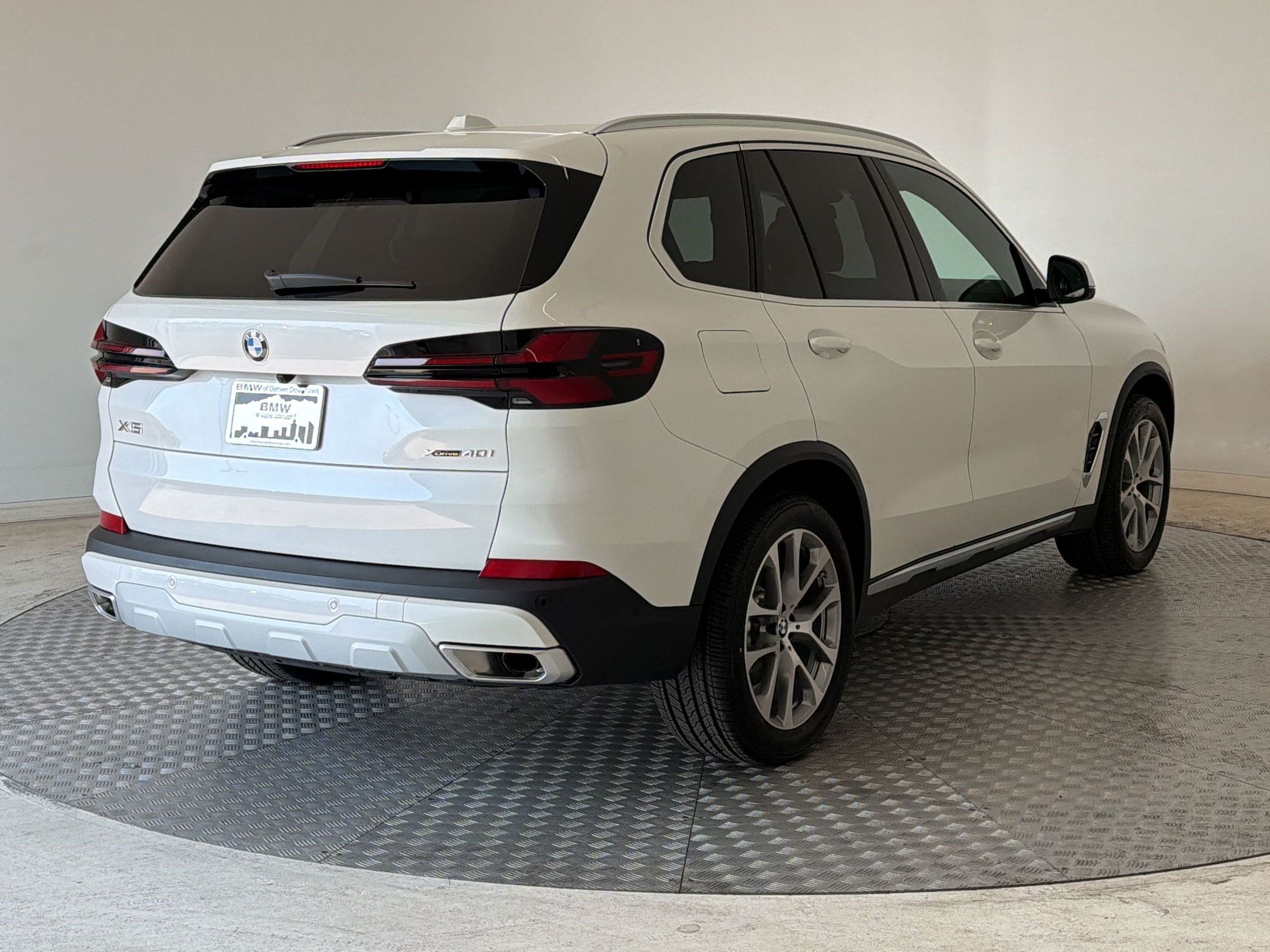 New 2026 BMW X5 xDrive40i AWD/4WD image 9