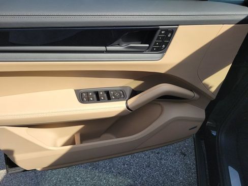 New 2026 Porsche Cayenne AWD/4WD image 25