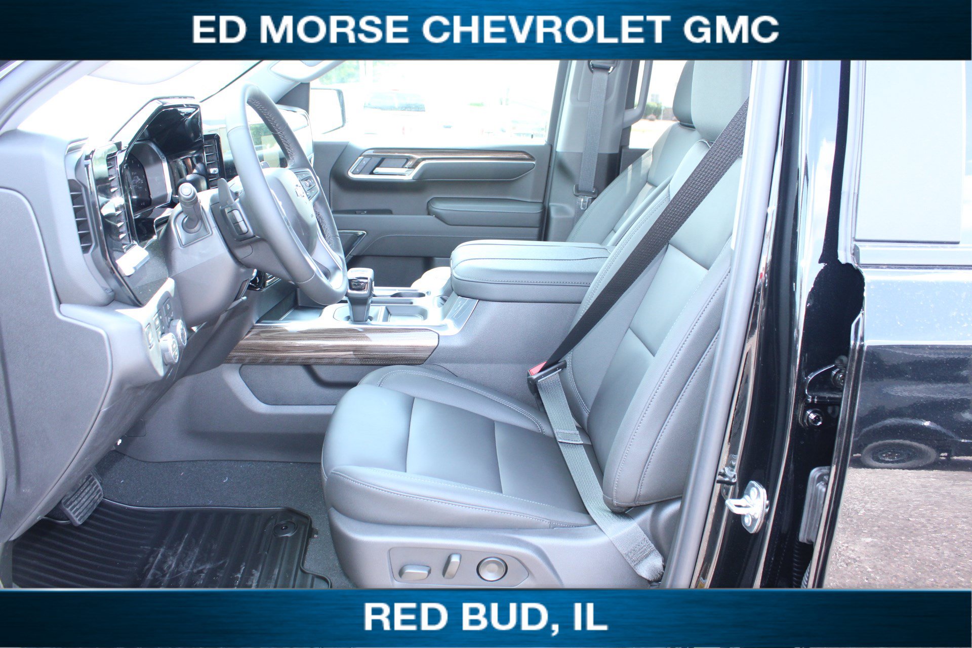 New 2026 Chevrolet Silverado 1500 RST w/ Convenience Package II AWD/4WD image 7
