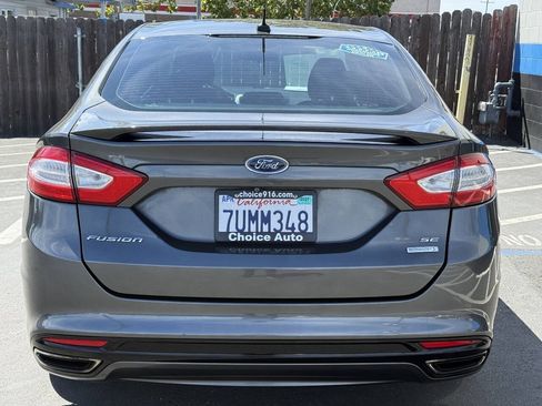 Used 2015 Ford Fusion SE w/ Equipment Group 201A FWD image 5