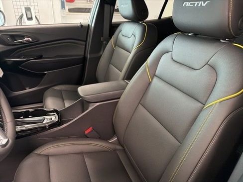 New 2026 Chevrolet Trax ACTIV FWD image 11