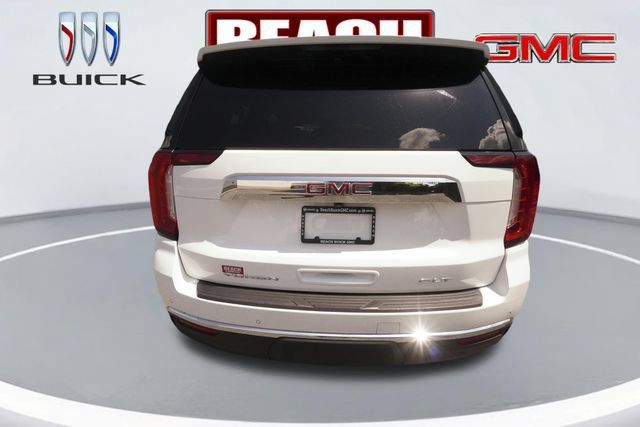 Used 2024 GMC Yukon XL SLT w/ SLT Premium Package AWD/4WD image 4