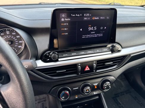 Used 2024 Kia Forte LXS FWD image 16
