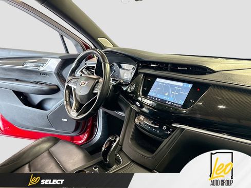 Used 2023 Cadillac XT6 Sport AWD/4WD image 32