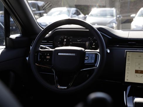 New 2026 Land Rover Range Rover Sport Dynamic SE AWD/4WD image 19