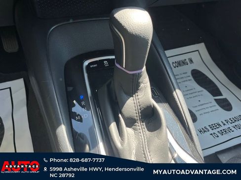 Used 2021 Toyota Corolla SE FWD image 12
