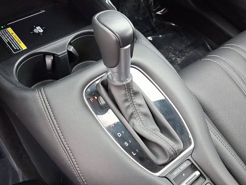 Certified 2024 Honda HR-V EX-L image 15