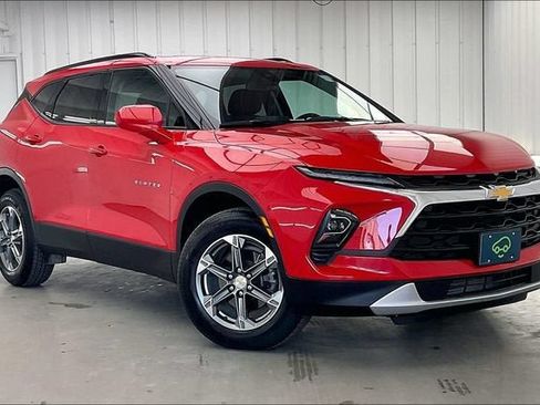 Certified 2023 Chevrolet Blazer LT w/ Convenience Package AWD/4WD image 34