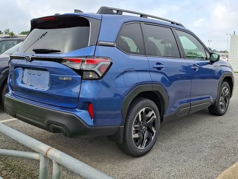 New 2026 Subaru Forester Premium AWD/4WD image 5