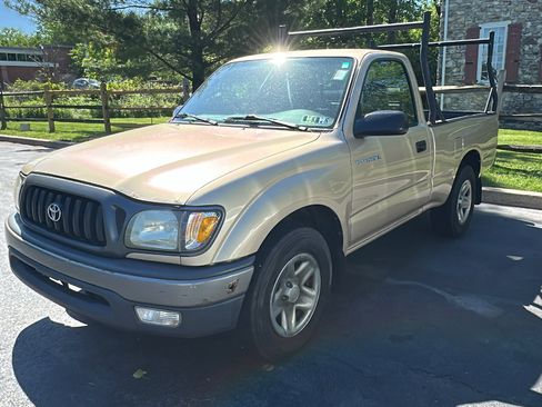 Used 2003 Toyota Tacoma 2WD Regular Cab image 2
