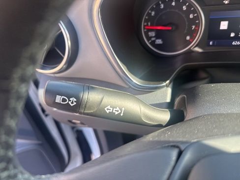 Used 2019 Chevrolet Blazer LT w/ Sun and Wheels Package image 20