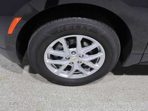 Used 2024 Chevrolet Equinox LT w/ LPO, Floor Liner Package AWD/4WD image 9