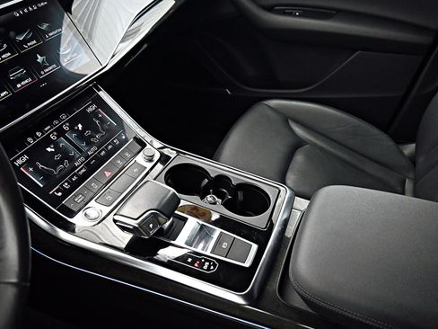 Used 2022 Audi Q7 2.0T Premium Plus w/ Premium Plus Package image 16