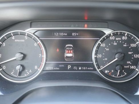 Used 2025 Nissan Rogue SV w/ SV Premium Package image 24