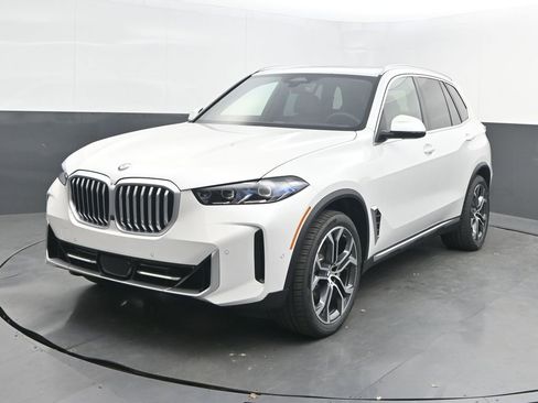 New 2026 BMW X5 xDrive40i AWD/4WD image 1