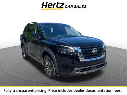 Used 2025 Nissan Pathfinder SV