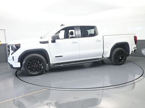 Used 2023 GMC Sierra 1500 Elevation RWD image 2