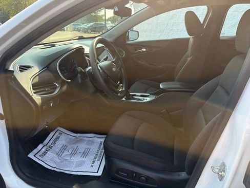 Used 2024 Chevrolet Malibu LT FWD image 13