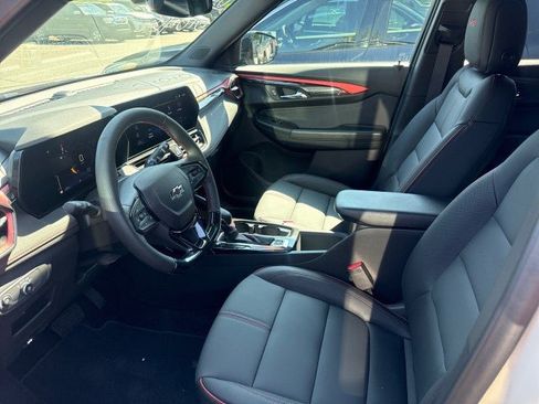 Used 2026 Chevrolet TrailBlazer RS w/ Convenience Package FWD image 5