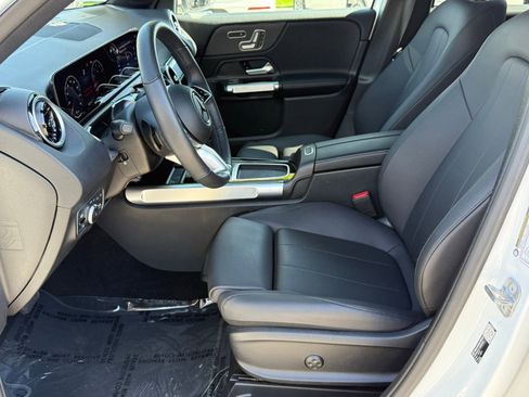 Used 2026 Mercedes-Benz GLB 250 image 24