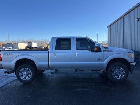Used 2014 Ford F350 Lariat w/ Chrome Package image 2