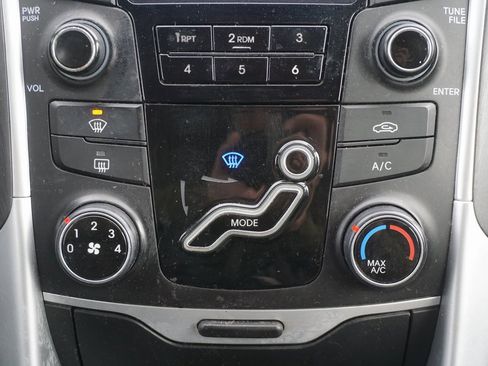 Used 2013 Hyundai Sonata GLS image 9