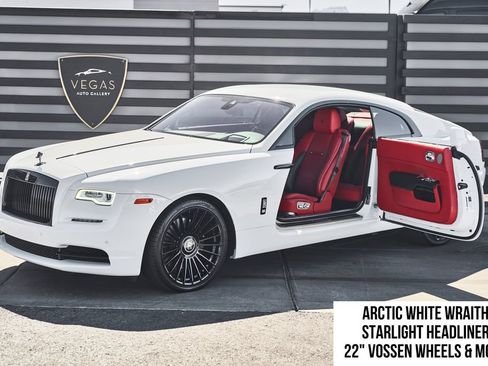 Used 2018 Rolls-Royce Wraith RWD image 1
