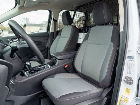 Used 2019 Ford Escape SE image 6