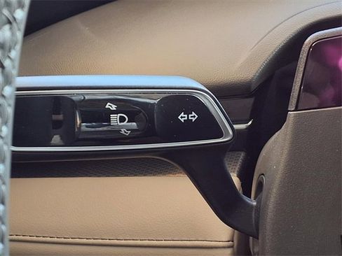 Certified 2025 Lincoln Nautilus Premier image 12