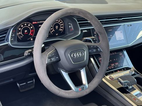 Used 2024 Audi RS Q8 image 23
