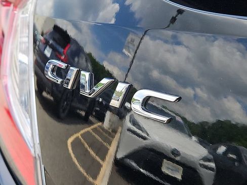 Certified 2021 Honda Civic EX image 29