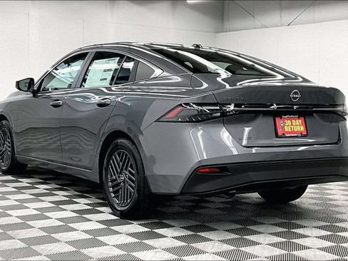 New 2026 Nissan Sentra SV FWD image 3