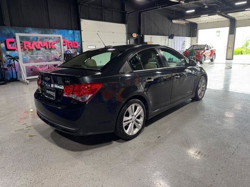 Used 2016 Chevrolet Cruze LTZ w/ Sun, Sound and Sport Package FWD image 5