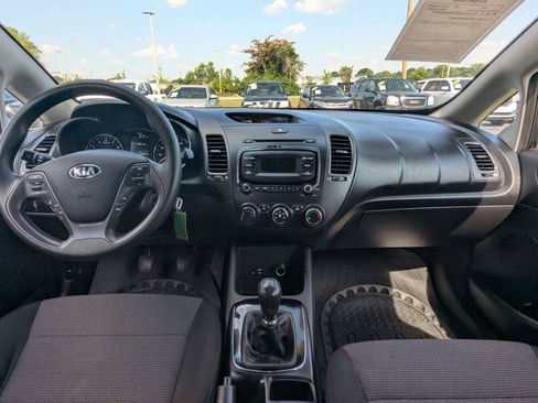 Used 2018 Kia Forte LX FWD image 14