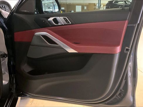 Used 2021 BMW X6 M50i w/ Premium Package AWD/4WD image 20