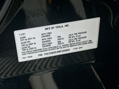 Used 2022 Tesla Model Y Long Range image 12