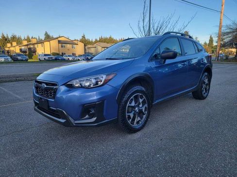 Used 2018 Subaru Crosstrek 2.0i image 1