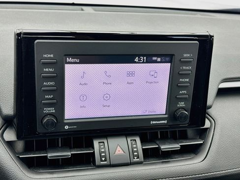 Used 2022 Toyota RAV4 XLE Premium FWD image 9