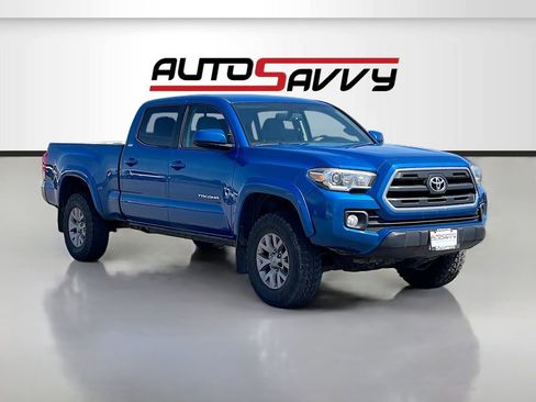Used 2016 Toyota Tacoma SR5 w/ SR5 Appearance Package (SN) image 1