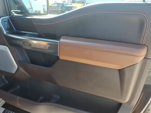 Used 2024 Ford F150 King Ranch w/ FX4 Off-Road Package image 8