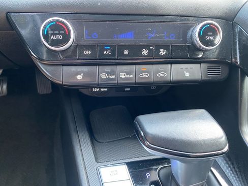 Used 2024 Hyundai Elantra SEL w/ Convenience Package FWD image 22