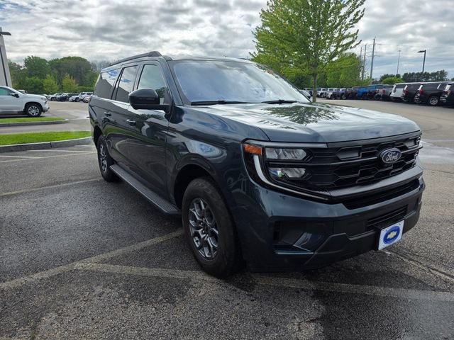 Used 2025 Ford Expedition Max XL AWD/4WD image 5
