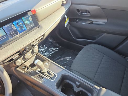 New 2026 Nissan Kicks S FWD image 24