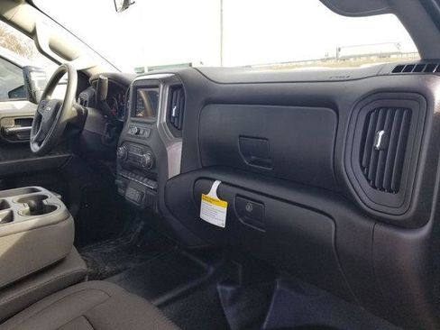 New 2026 Chevrolet Silverado 2500 W/T w/ WT Convenience Package image 6