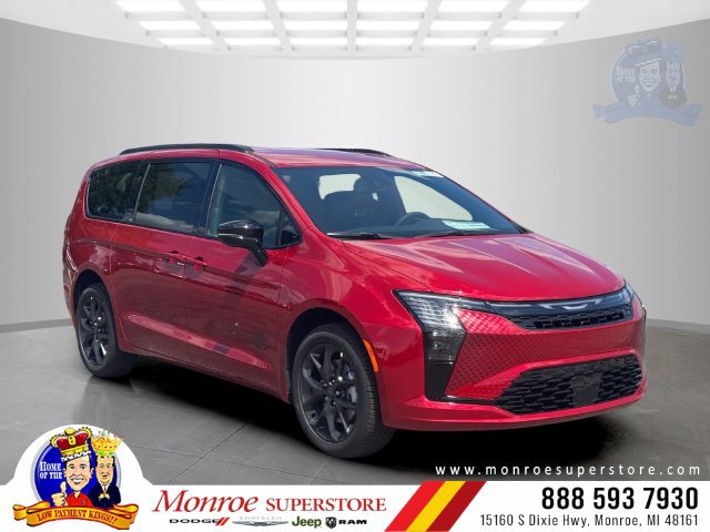 New 2027 Chrysler Pacifica Select AWD/4WD image 1