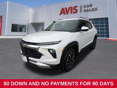 Used 2025 Chevrolet TrailBlazer LT AWD/4WD image 1